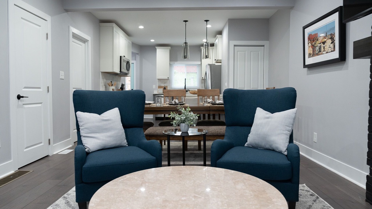 Photo of Livingroom in South Side Slopes