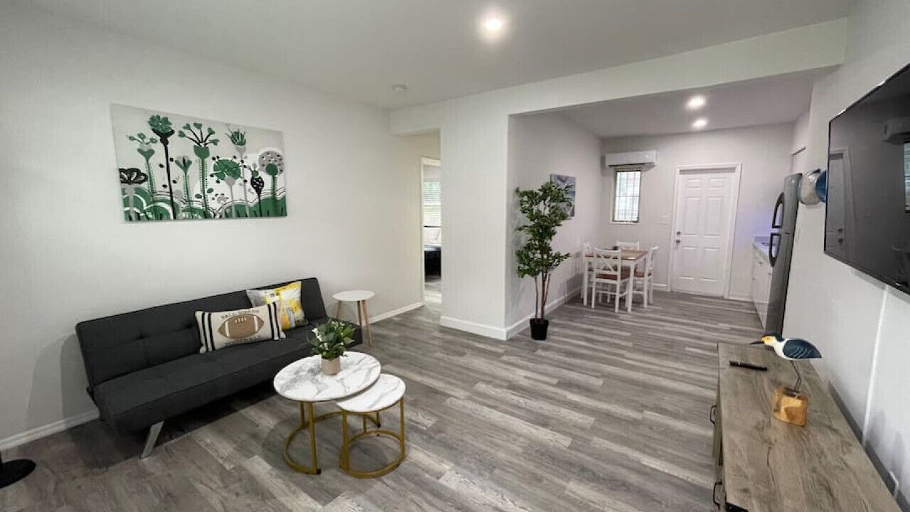 Photo of Livingroom in West Little Havana