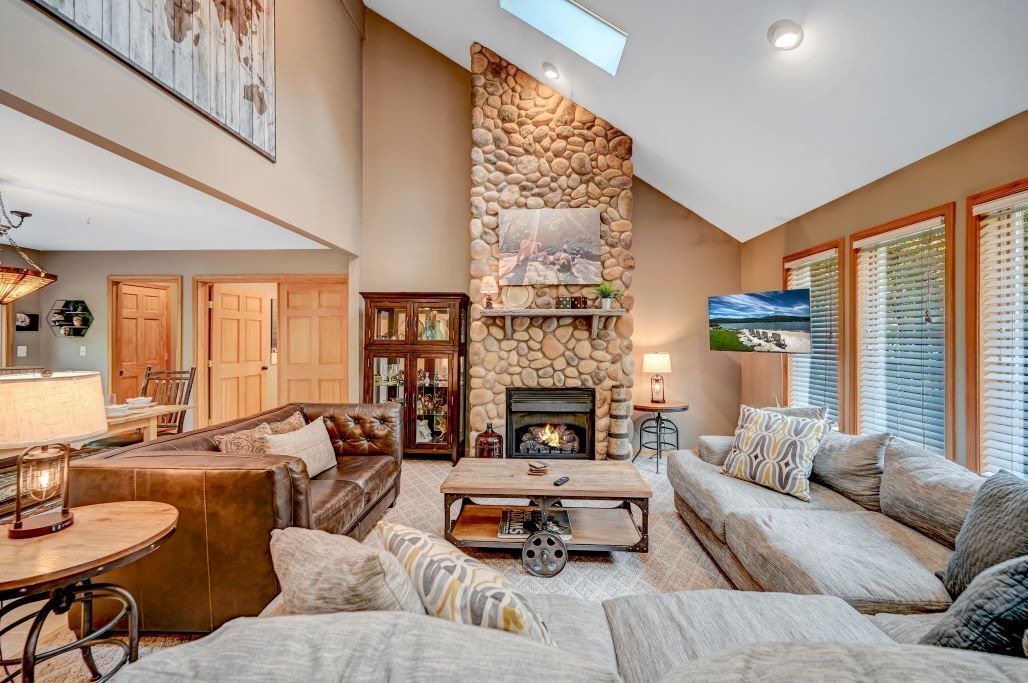 Photo of Livingroom in Albrightsville