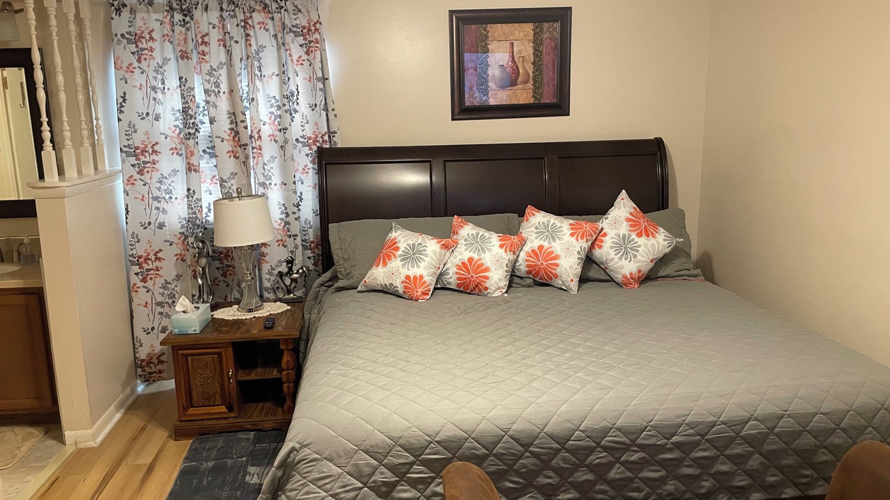 Photo of Bedroom in Pine Forest