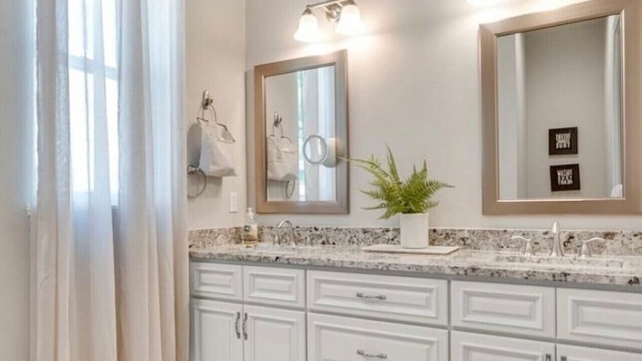 Photo of Bathroom in Gillespie Park