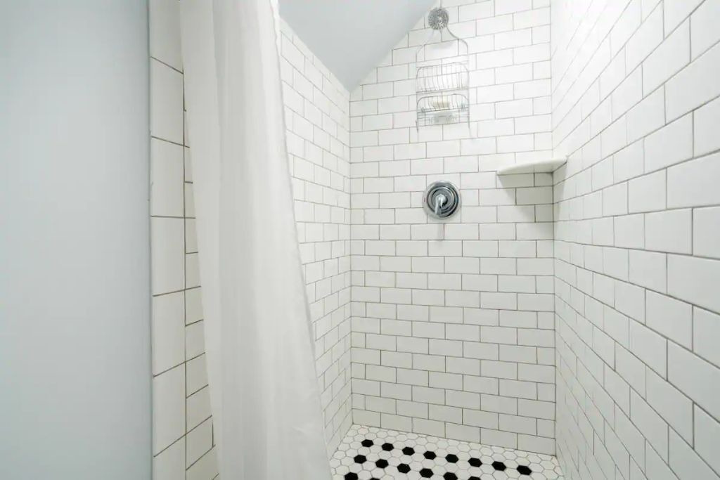 Photo of Bathroom in Ijamsville