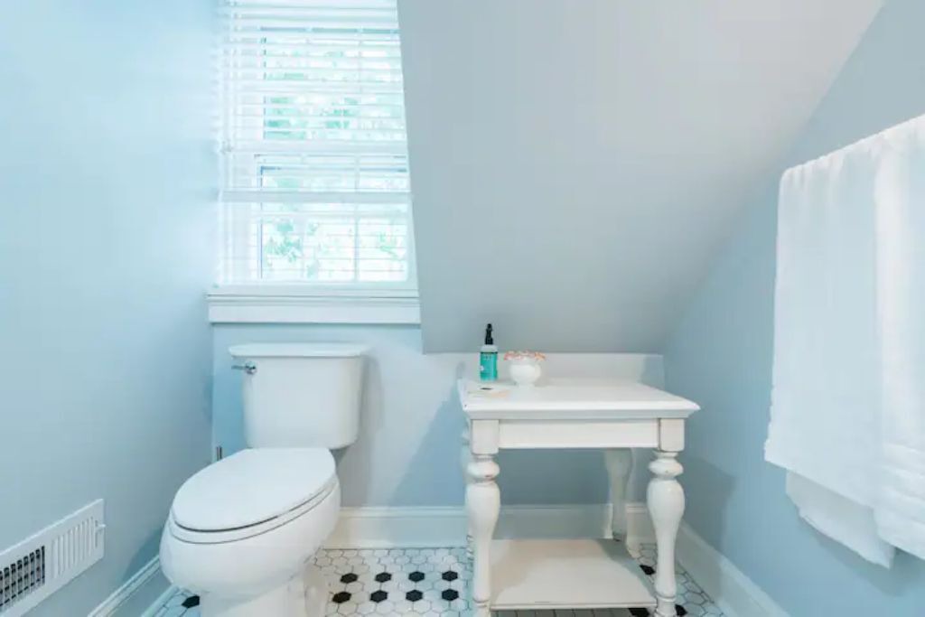 Photo of Bathroom in Ijamsville
