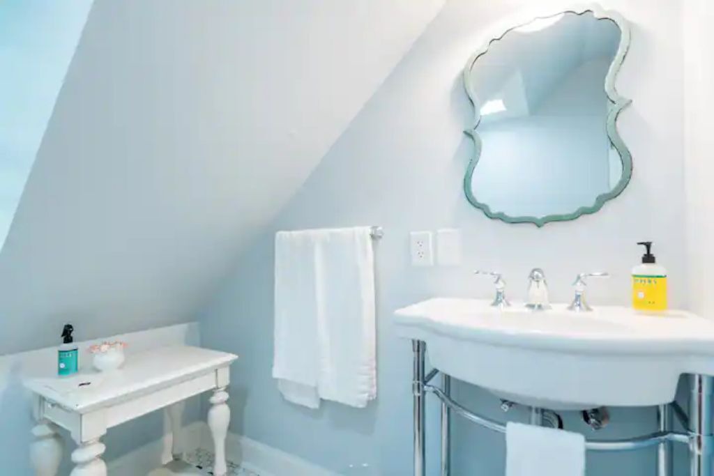 Photo of Bathroom in Ijamsville