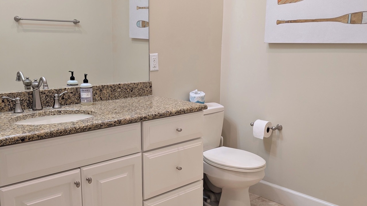 Photo of Bathroom in Melrose on the Beach