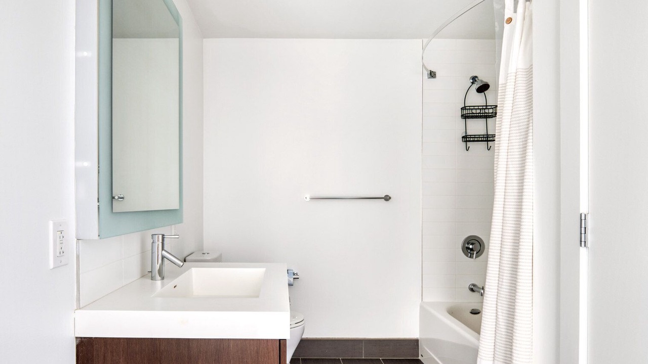 Photo of Bathroom in Chinatown