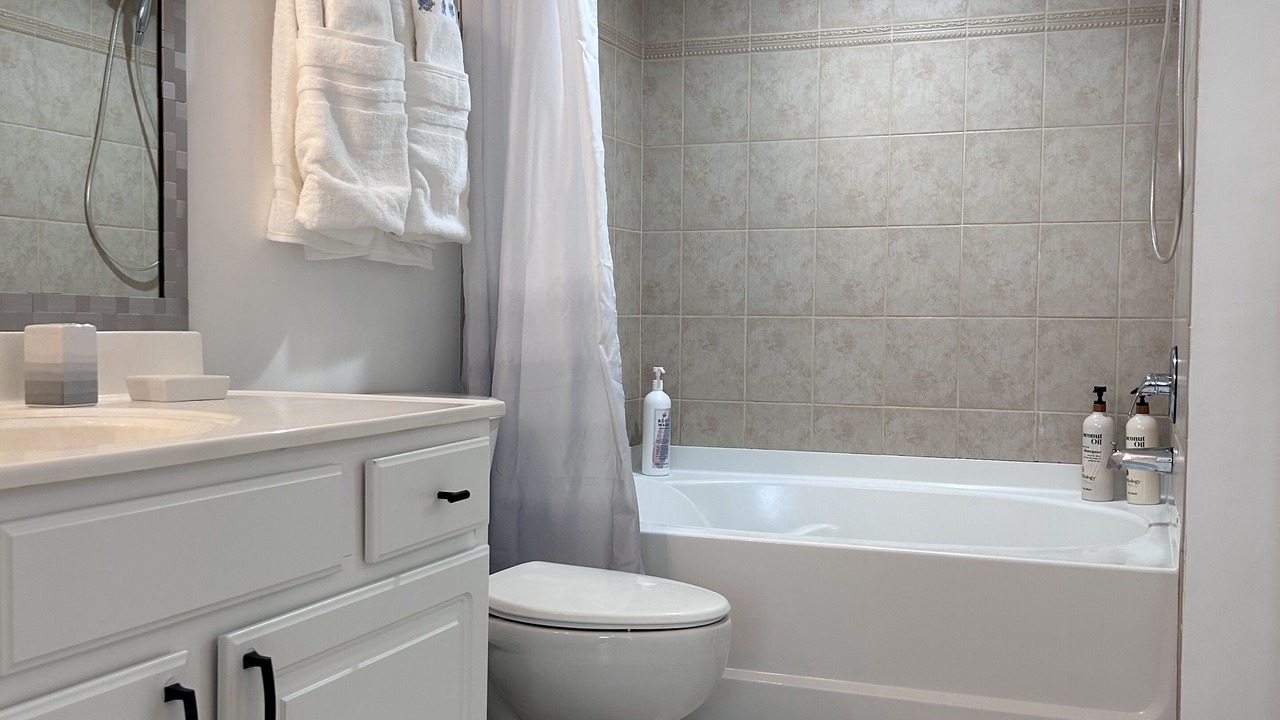 Photo of Bathroom in Winkler