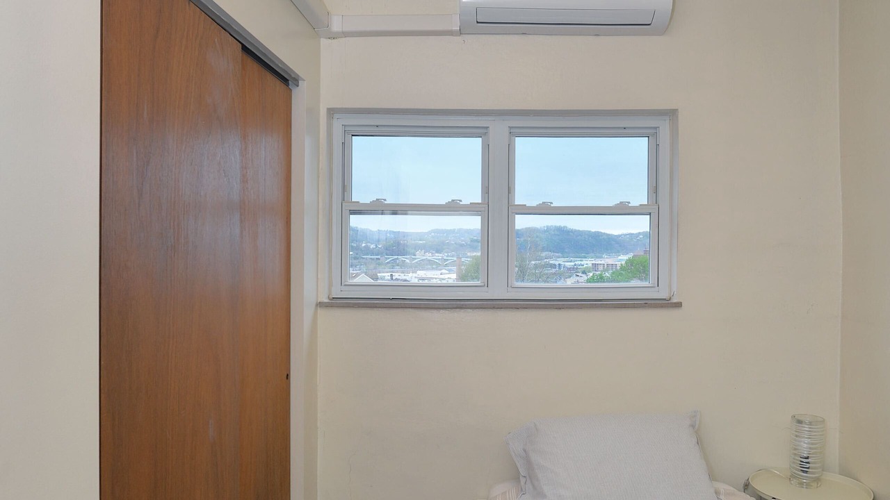 Photo of Bedroom in Pittsburgh