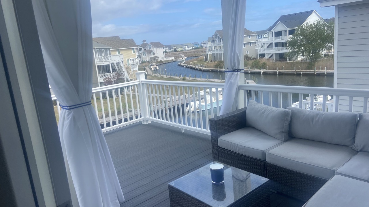 Photo of Livingroom in Manteo