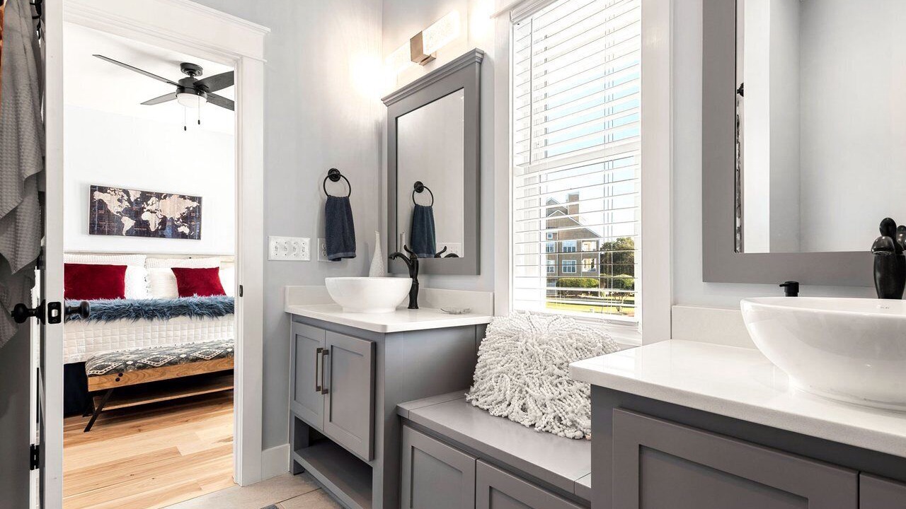 Photo of Bathroom in Manteo