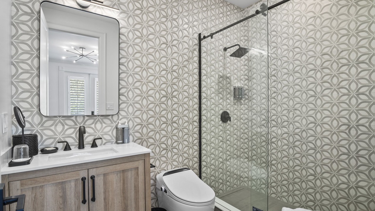 Photo of Bathroom in Holiday Isle