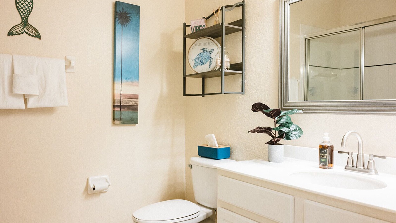 Photo of Bathroom in Bahama Bay