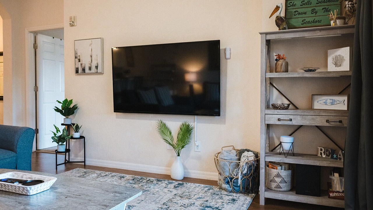Photo of Livingroom in Bahama Bay