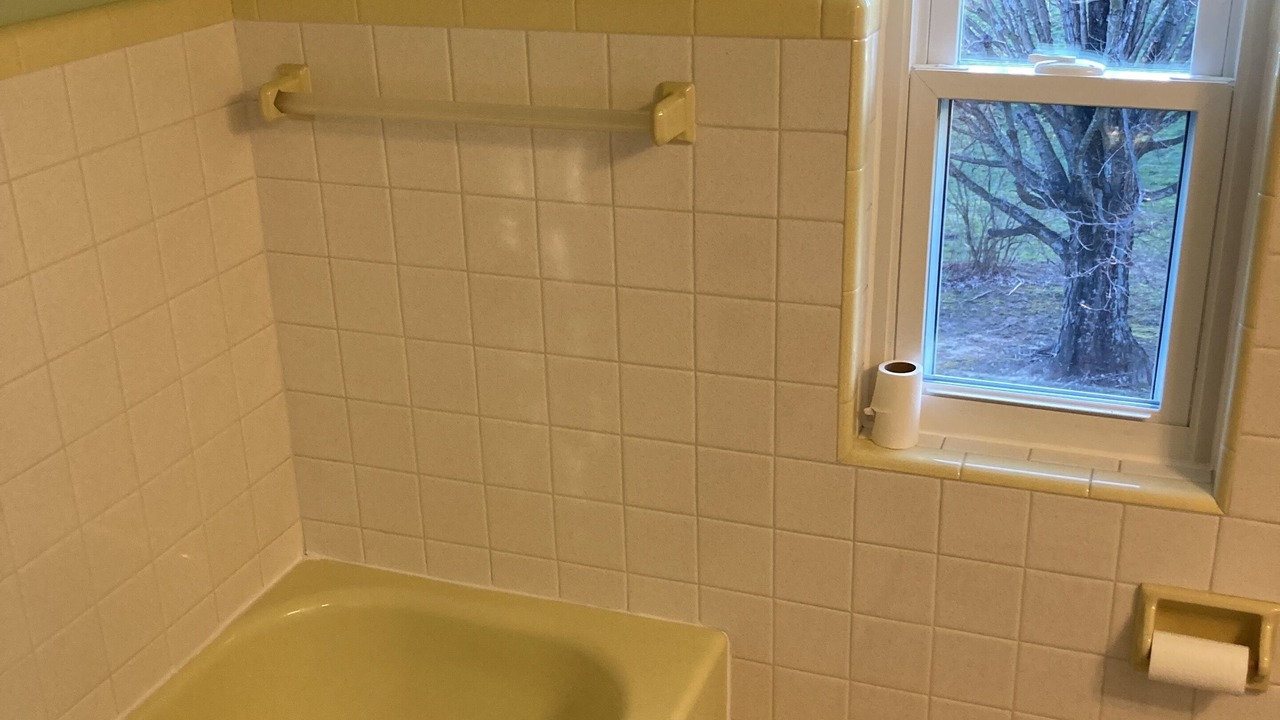 Photo of Bathroom in Kenton