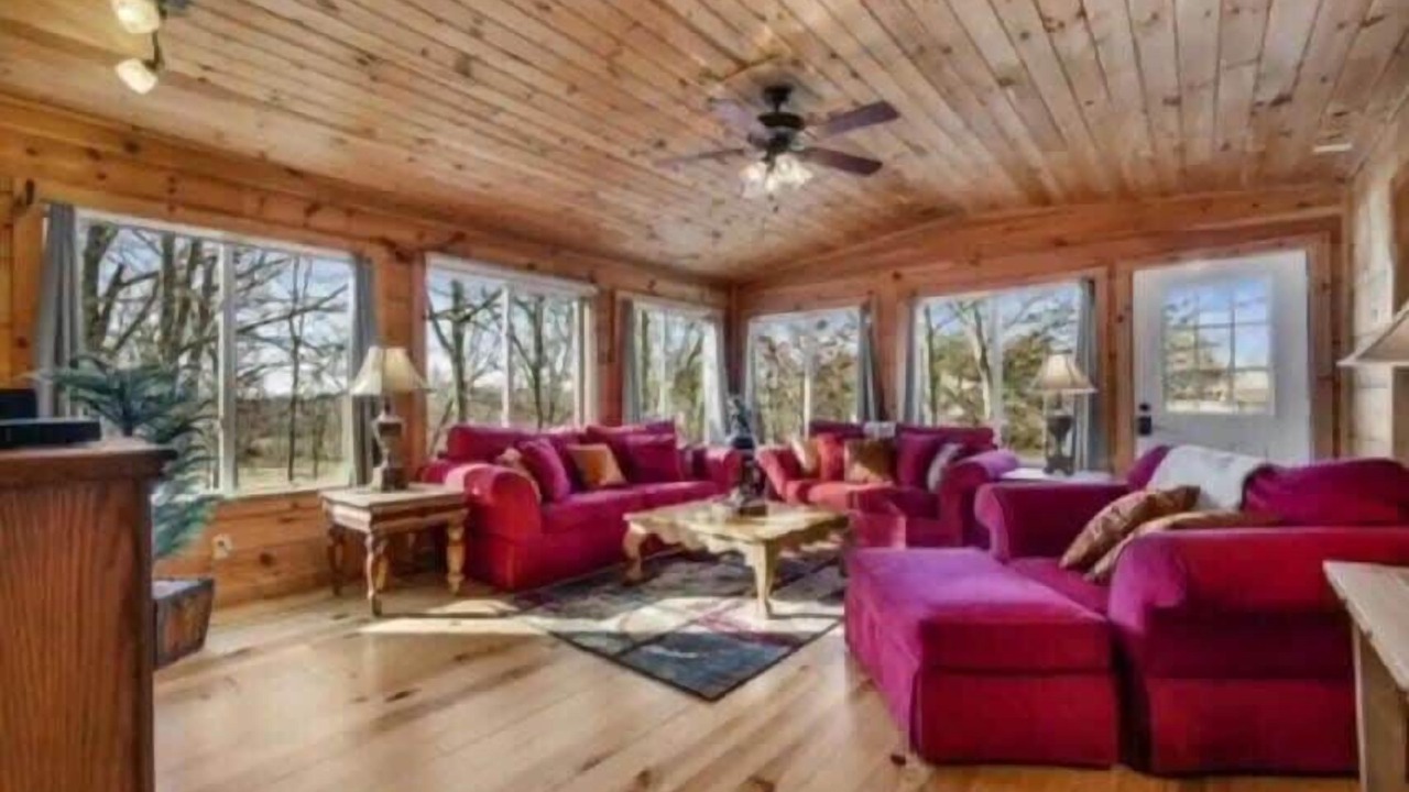 Photo of Livingroom in Crossville