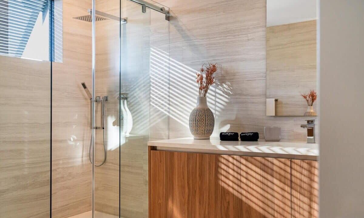 Photo of Bathroom in Riverside Park