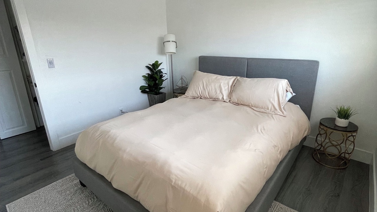 Photo of Bedroom in Quail Estates West