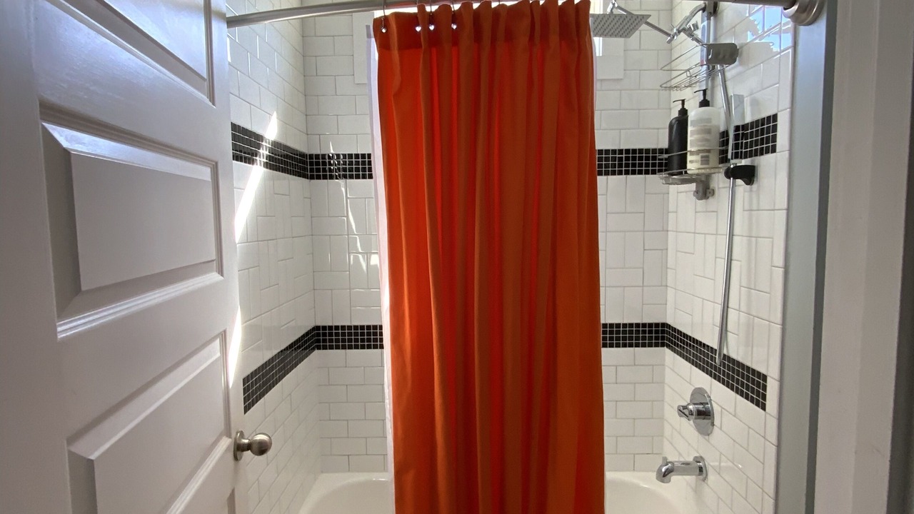 Photo of Bathroom in Lockeland Springs