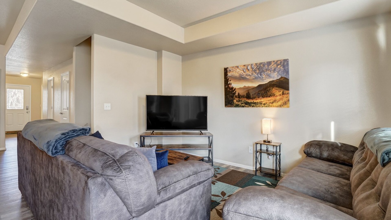 Photo of Livingroom in Southeast Colorado Springs