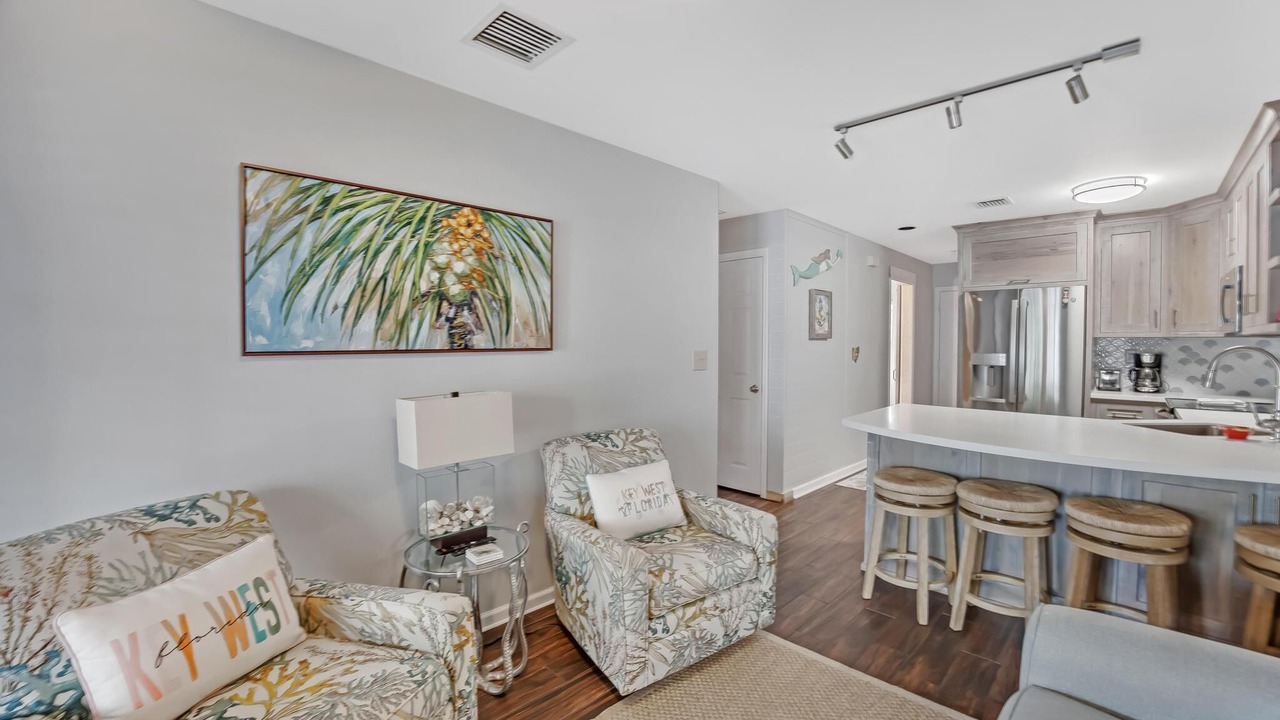 Photo of Livingroom in Truman Annex
