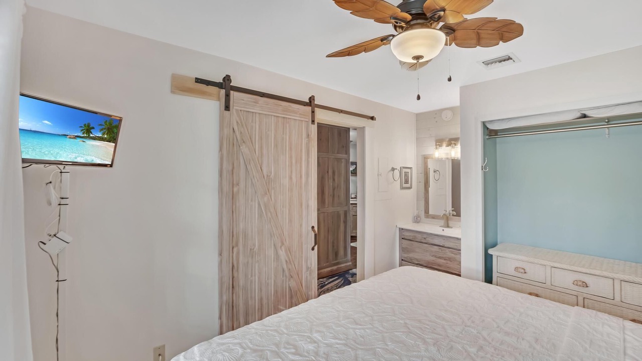 Photo of Bedroom in Truman Annex