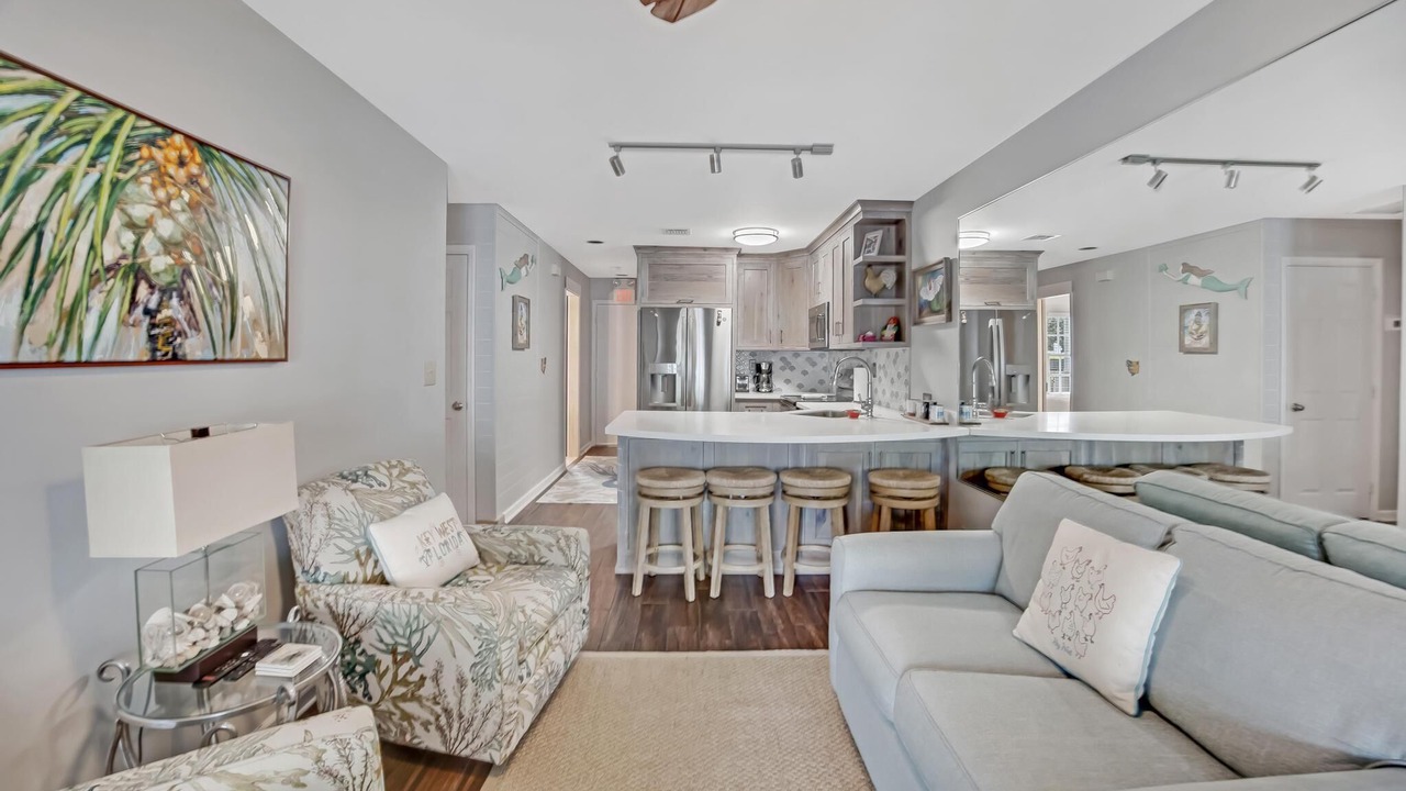 Photo of Livingroom in Truman Annex