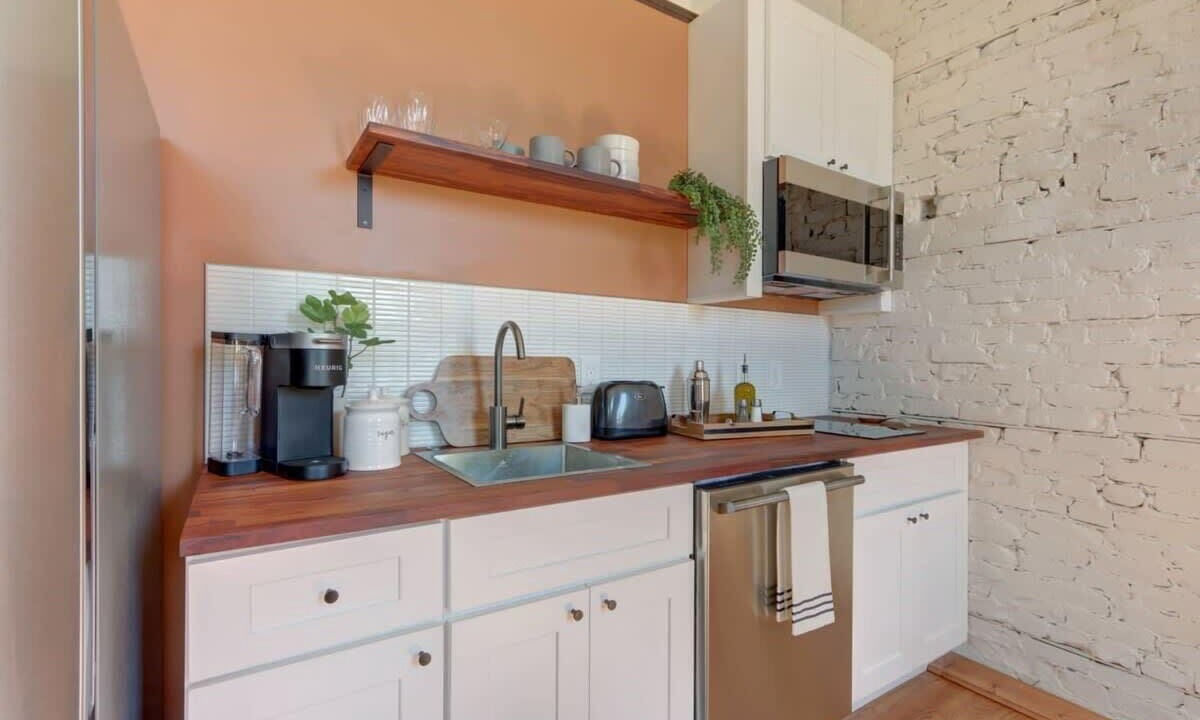 Photo of Kitchen in Old West Broad Neighborhood