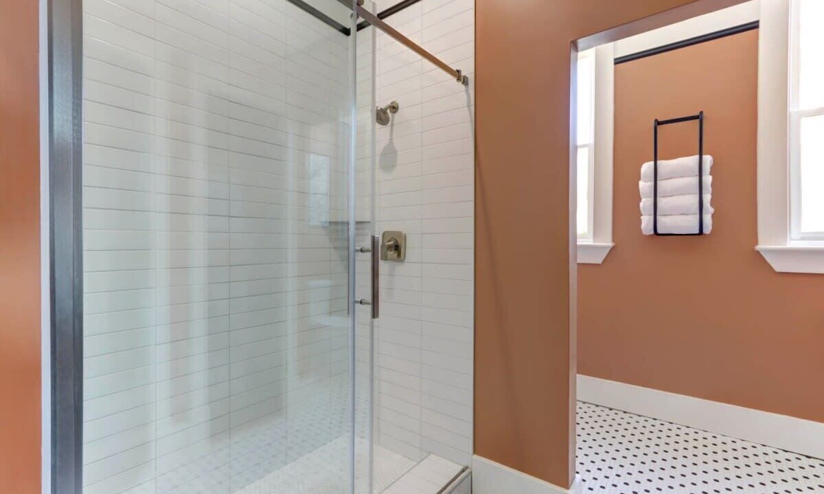 Photo of Bathroom in Old West Broad Neighborhood