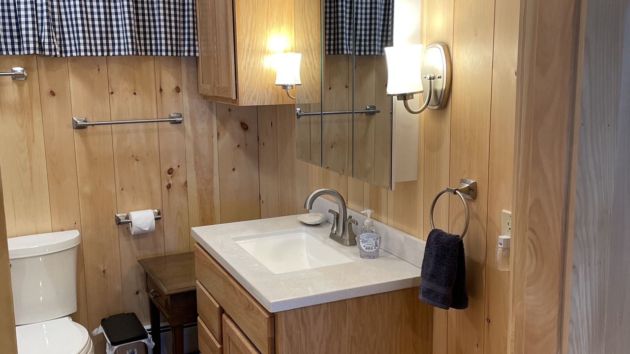 Photo of Bathroom in Stonington