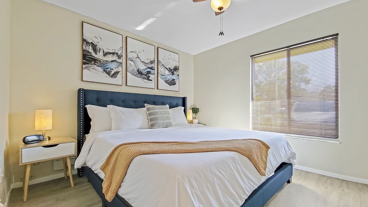 Photo of Bedroom in Wesley Chapel