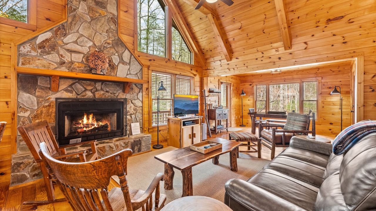 Photo of Bedroom in Cherry Log