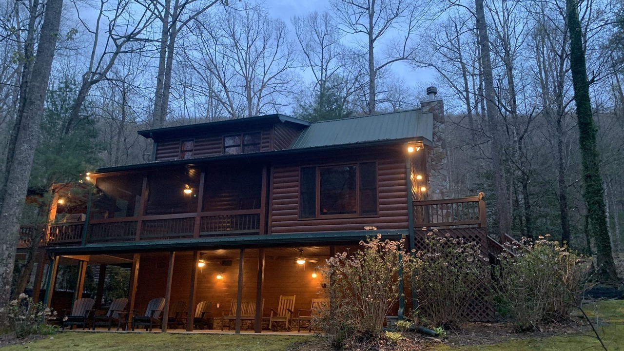 Photo of Outdoor in Cherry Log