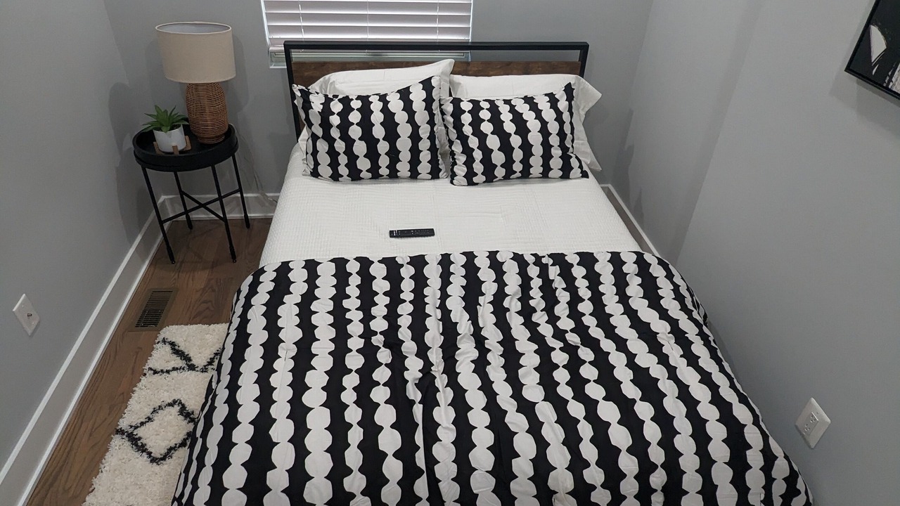 Photo of Bedroom in Columbia Heights
