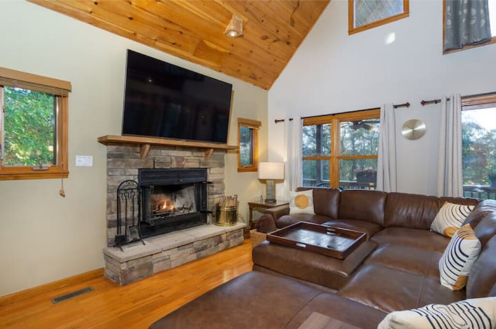Photo of Livingroom in Fairview