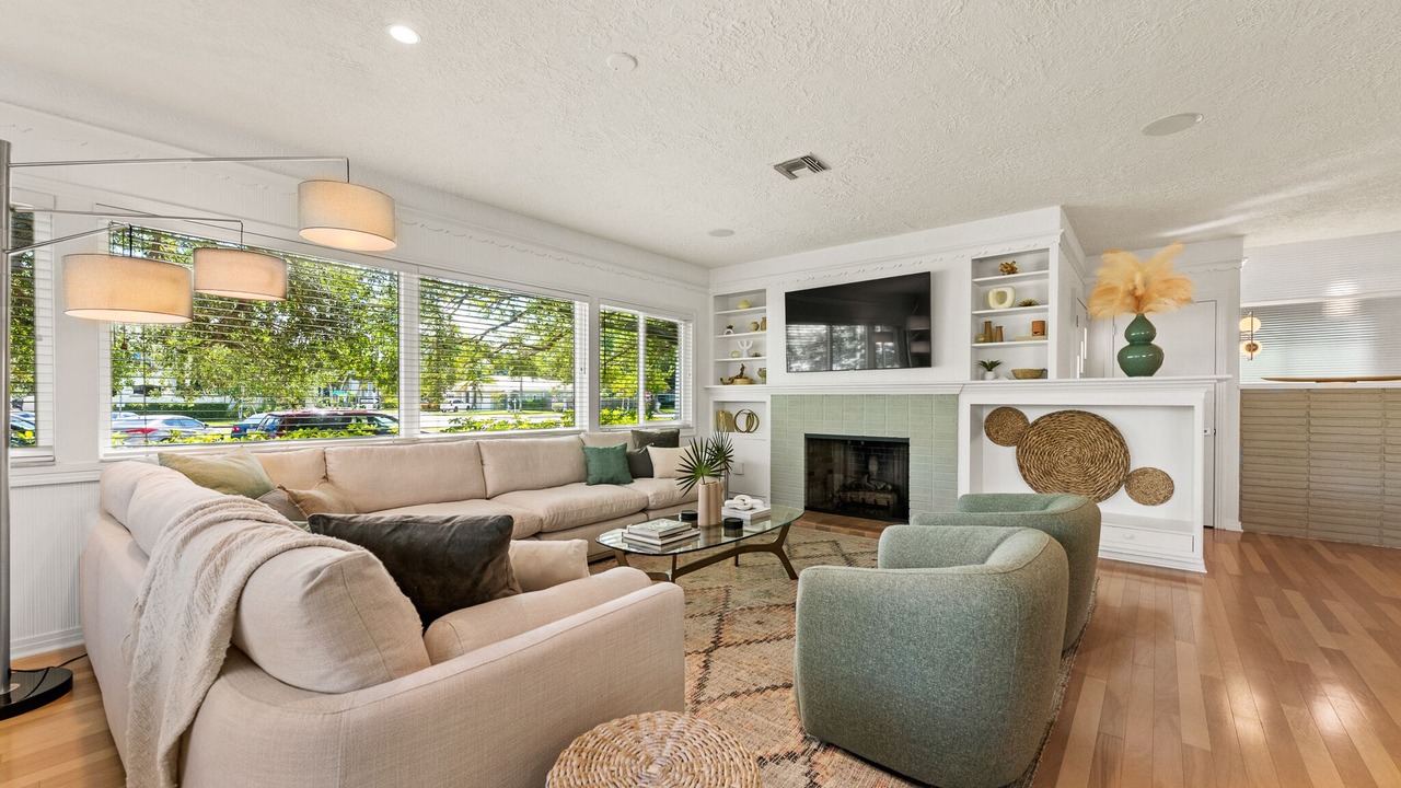 Photo of Livingroom in Saint Armands Key