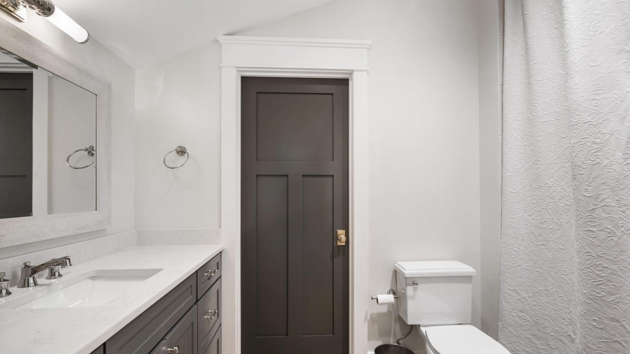 Photo of Bathroom in Historic Waverly