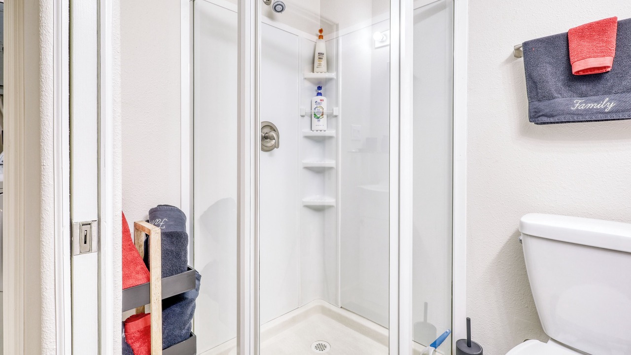 Photo of Bathroom in Gulf Gate Estates