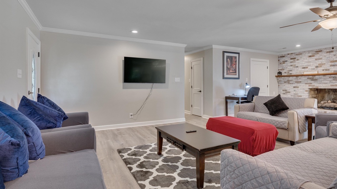 Photo of Livingroom in Durham