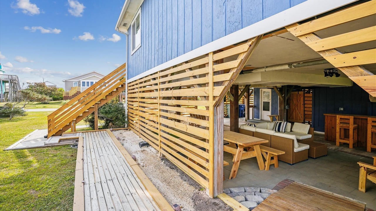 Photo of Patio Balcony in South Nags Head