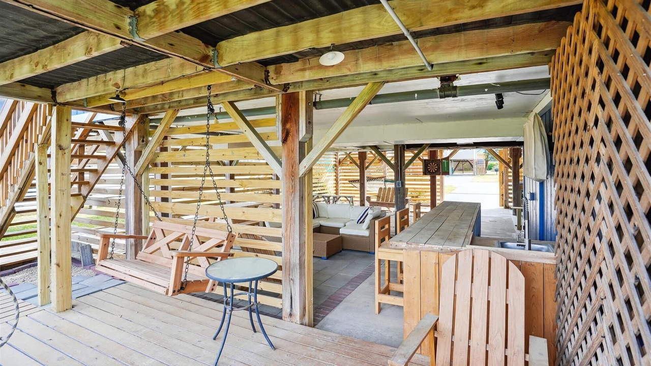 Photo of Patio Balcony in South Nags Head