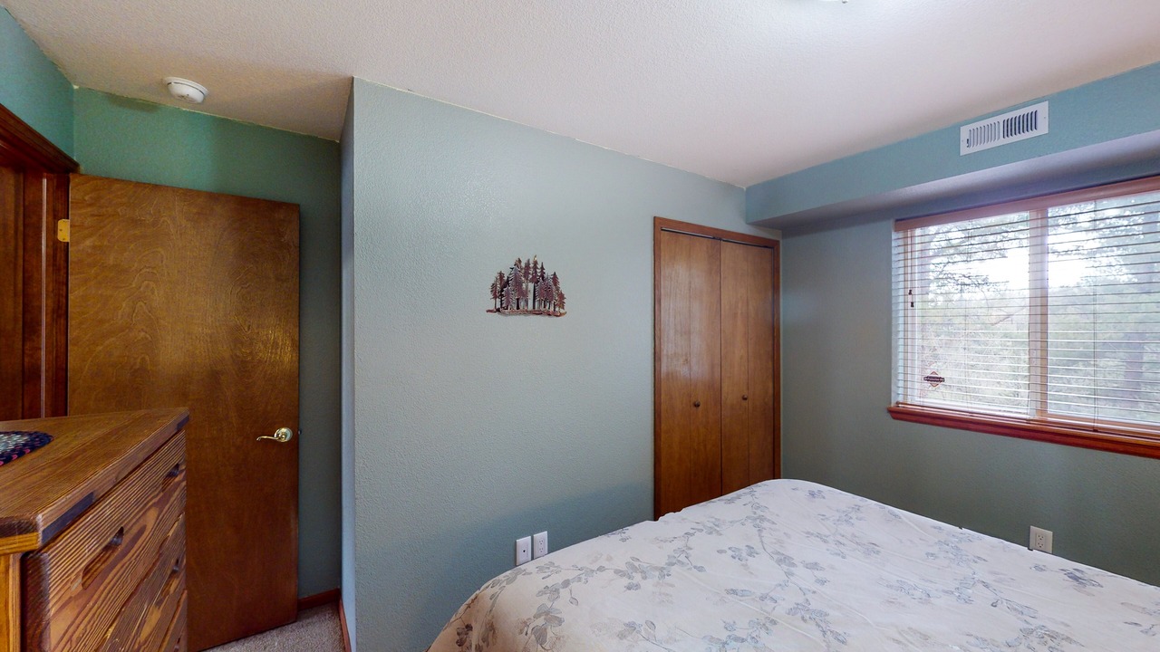 Photo of Bedroom in Rainbow Valley