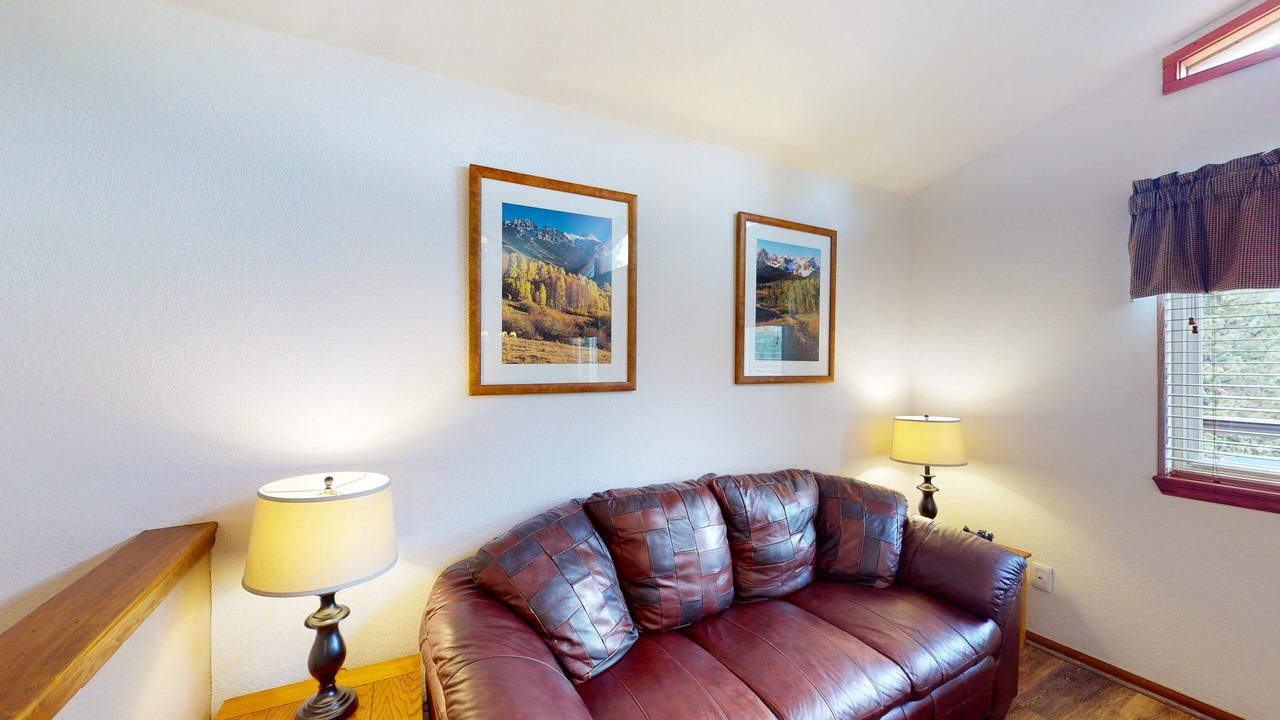 Photo of Livingroom in Rainbow Valley