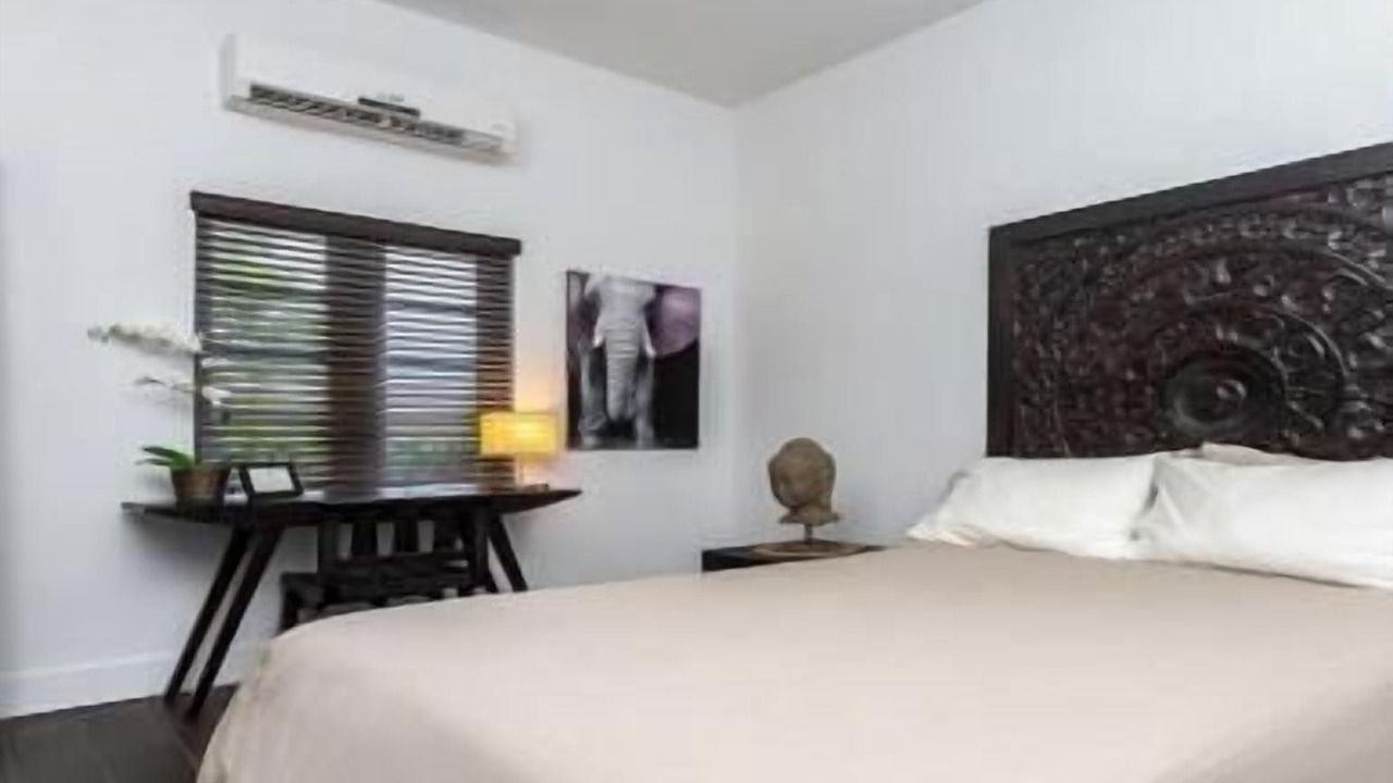 Photo of Bedroom in Northeast Miami