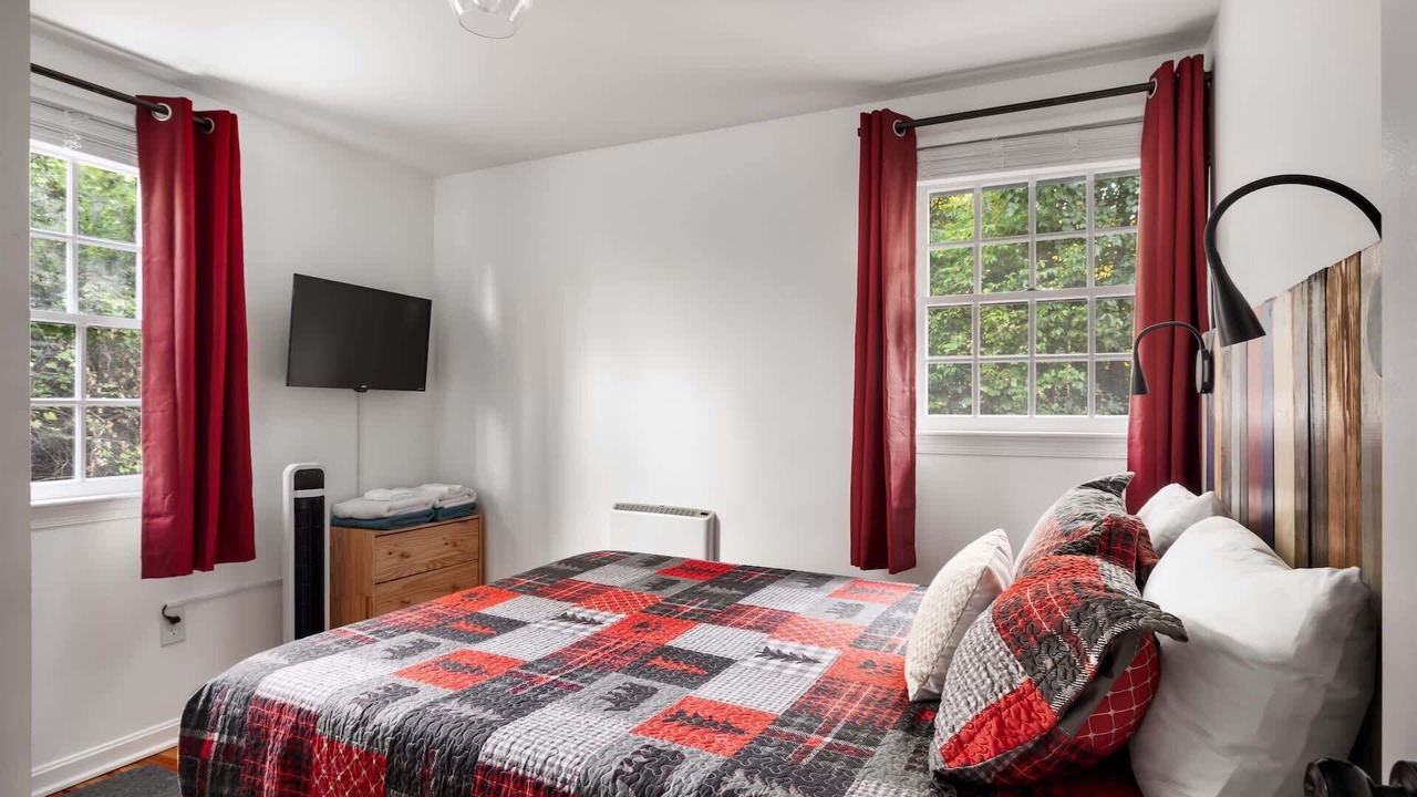 Photo of Bedroom in Front Royal