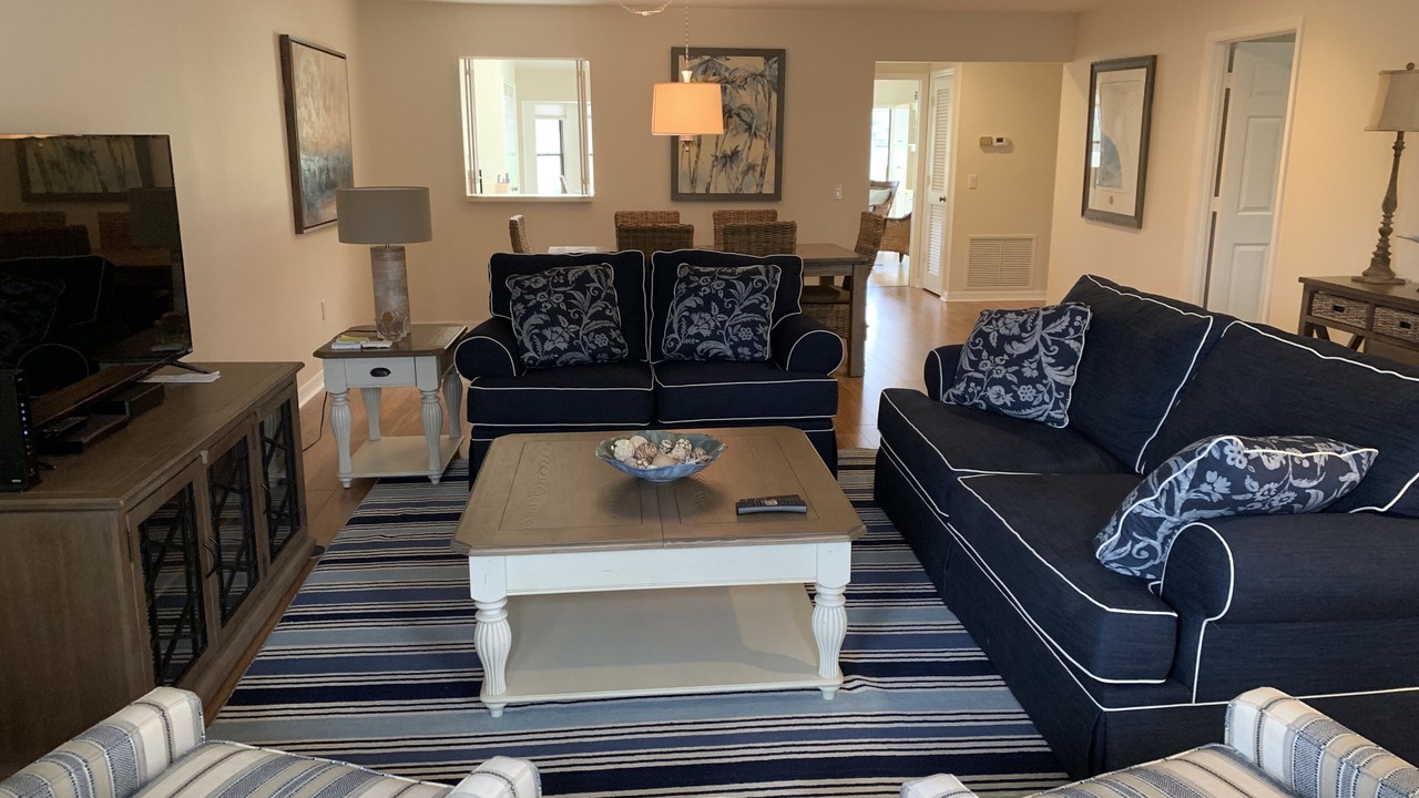 Photo of Livingroom in Bay Isles