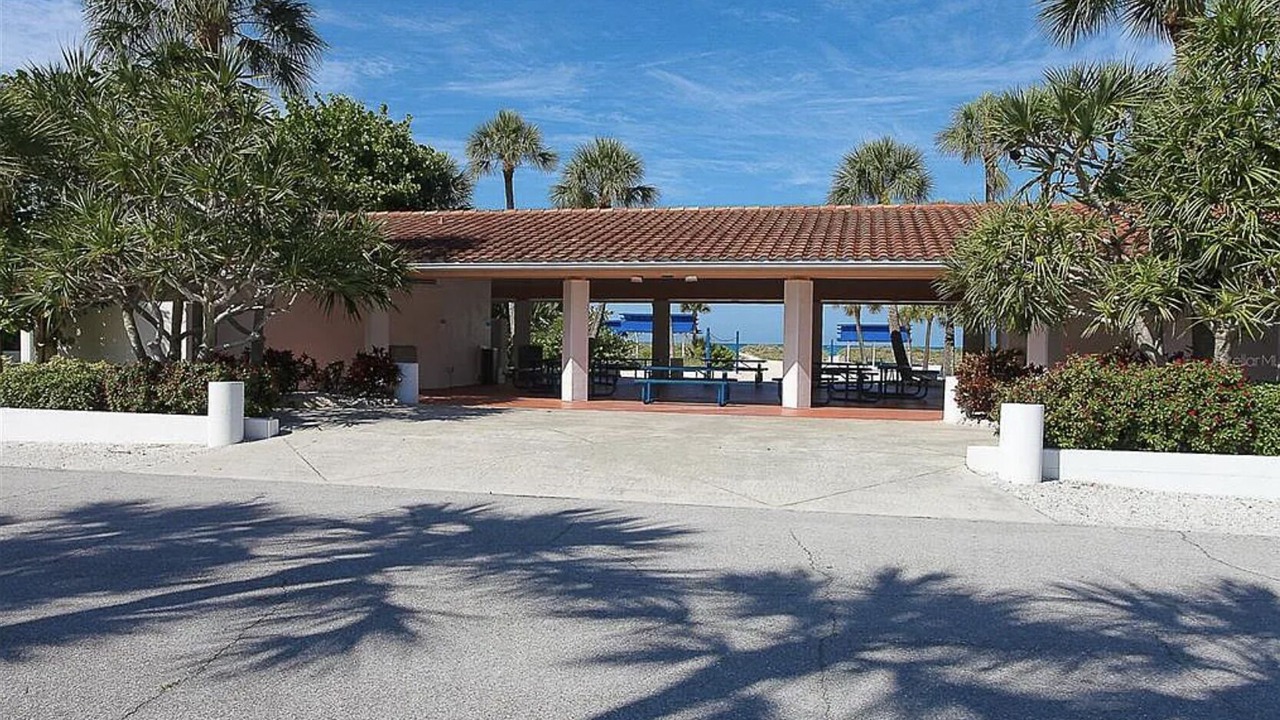 Photo of Patio Balcony in Bay Isles