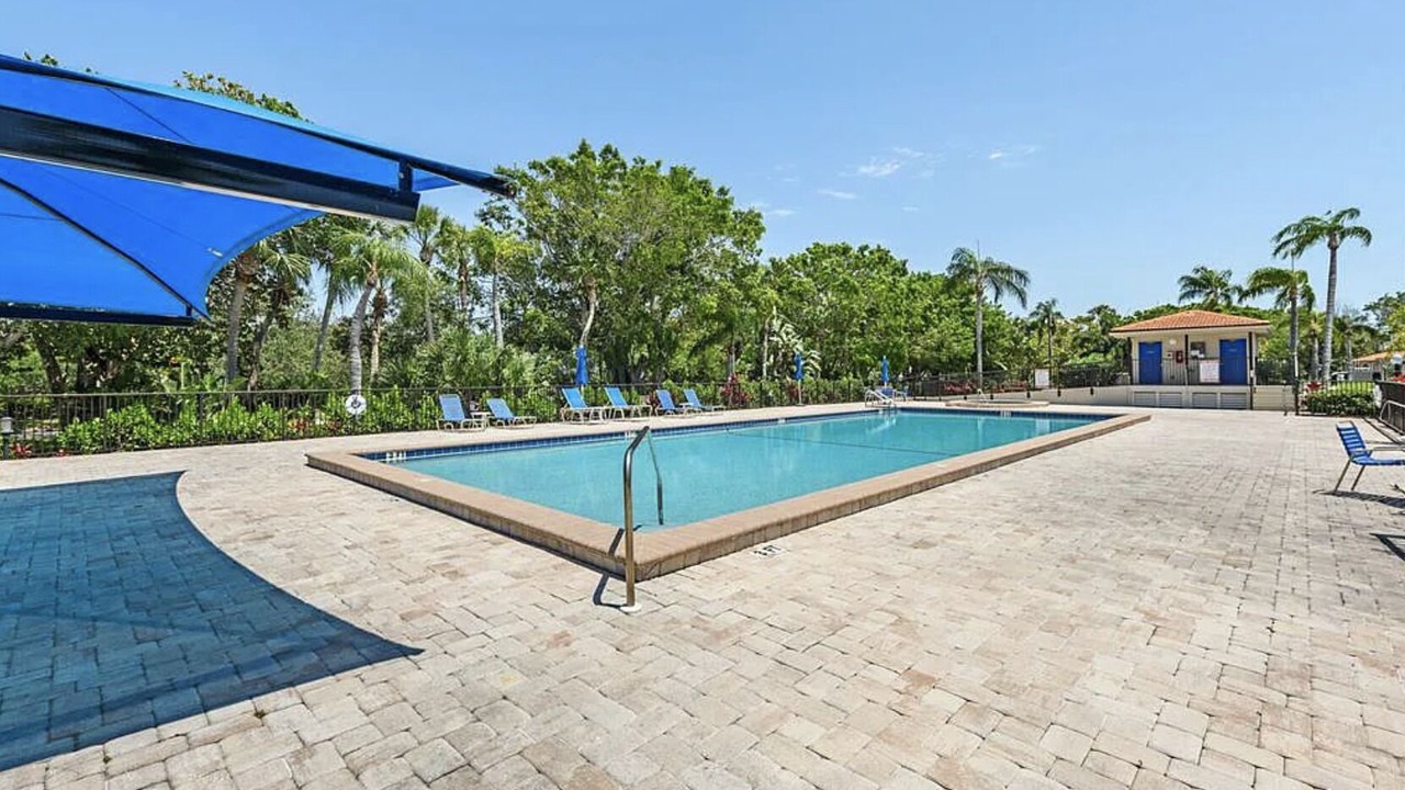 Photo of Outdoor in Bay Isles