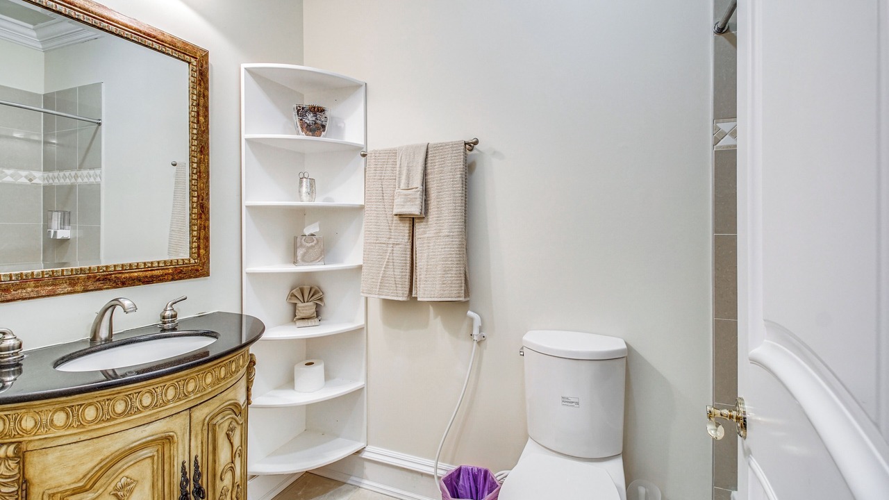 Photo of Bathroom in Hunter Mill