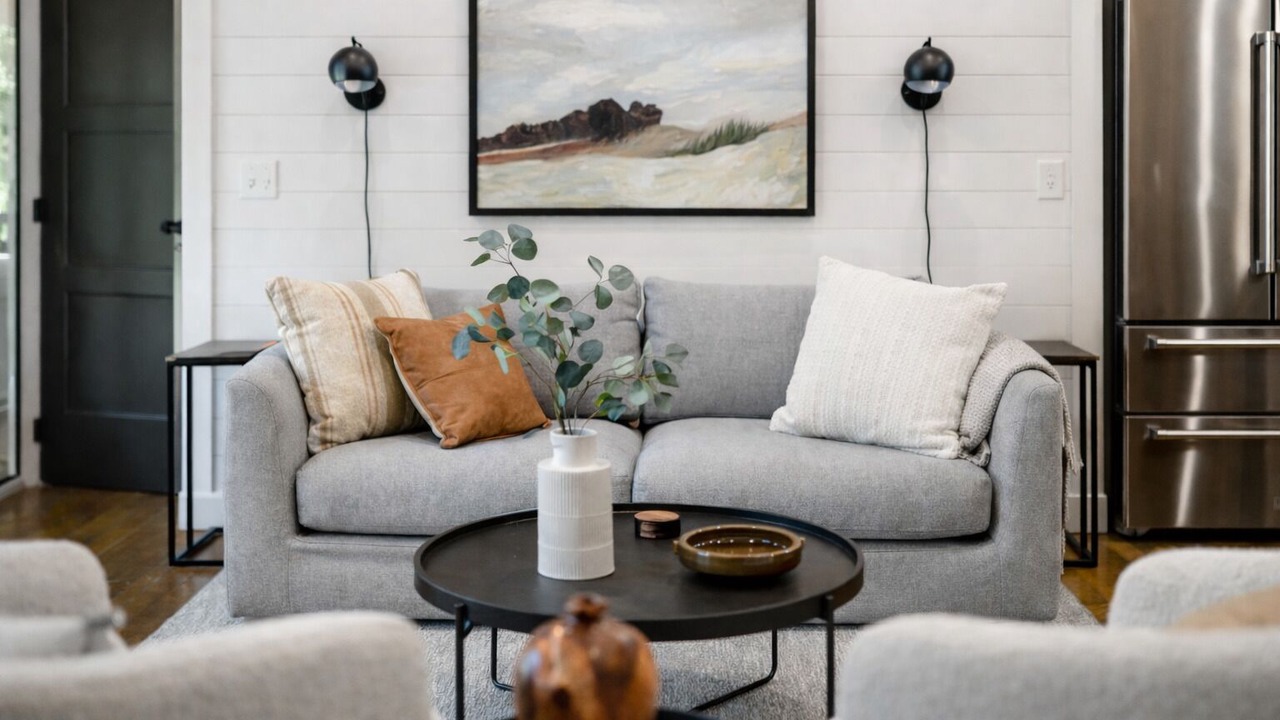 Photo of Livingroom in Cherry Log