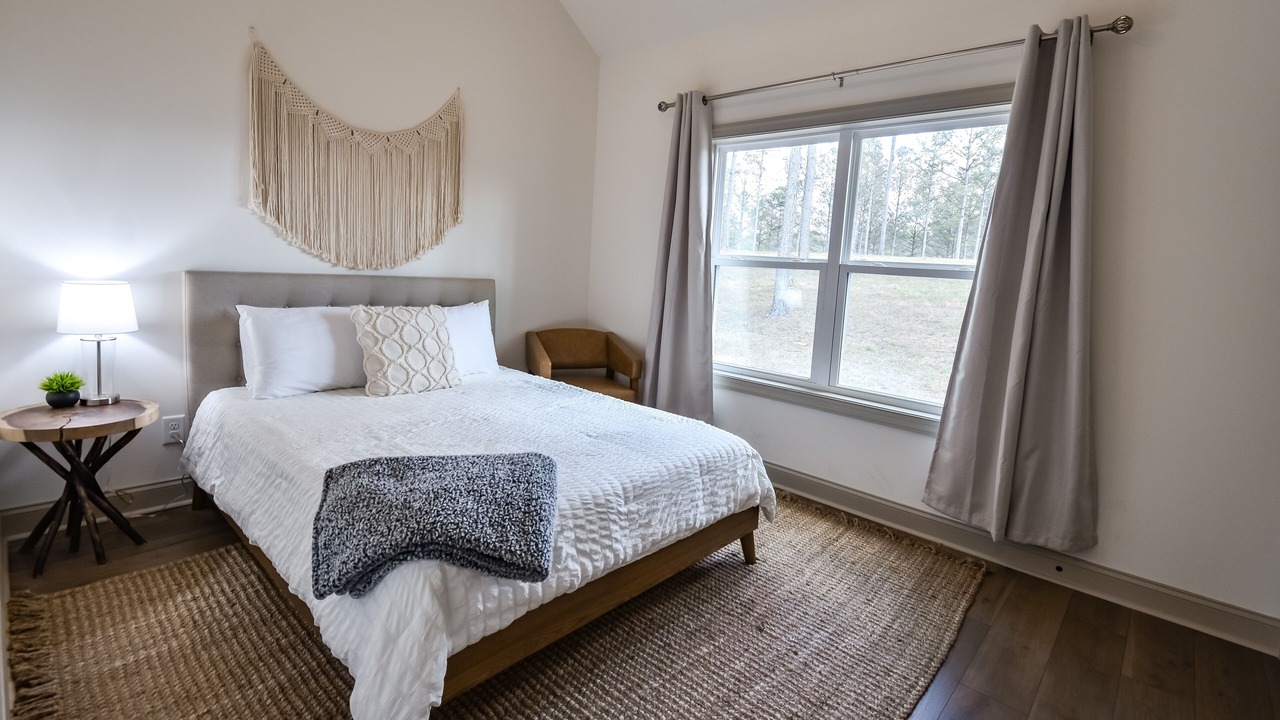 Photo of Bedroom in Ellijay